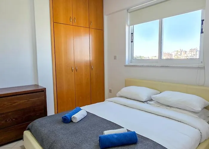 Apartamento Sunset Poolside With Pool Facility Larnaca